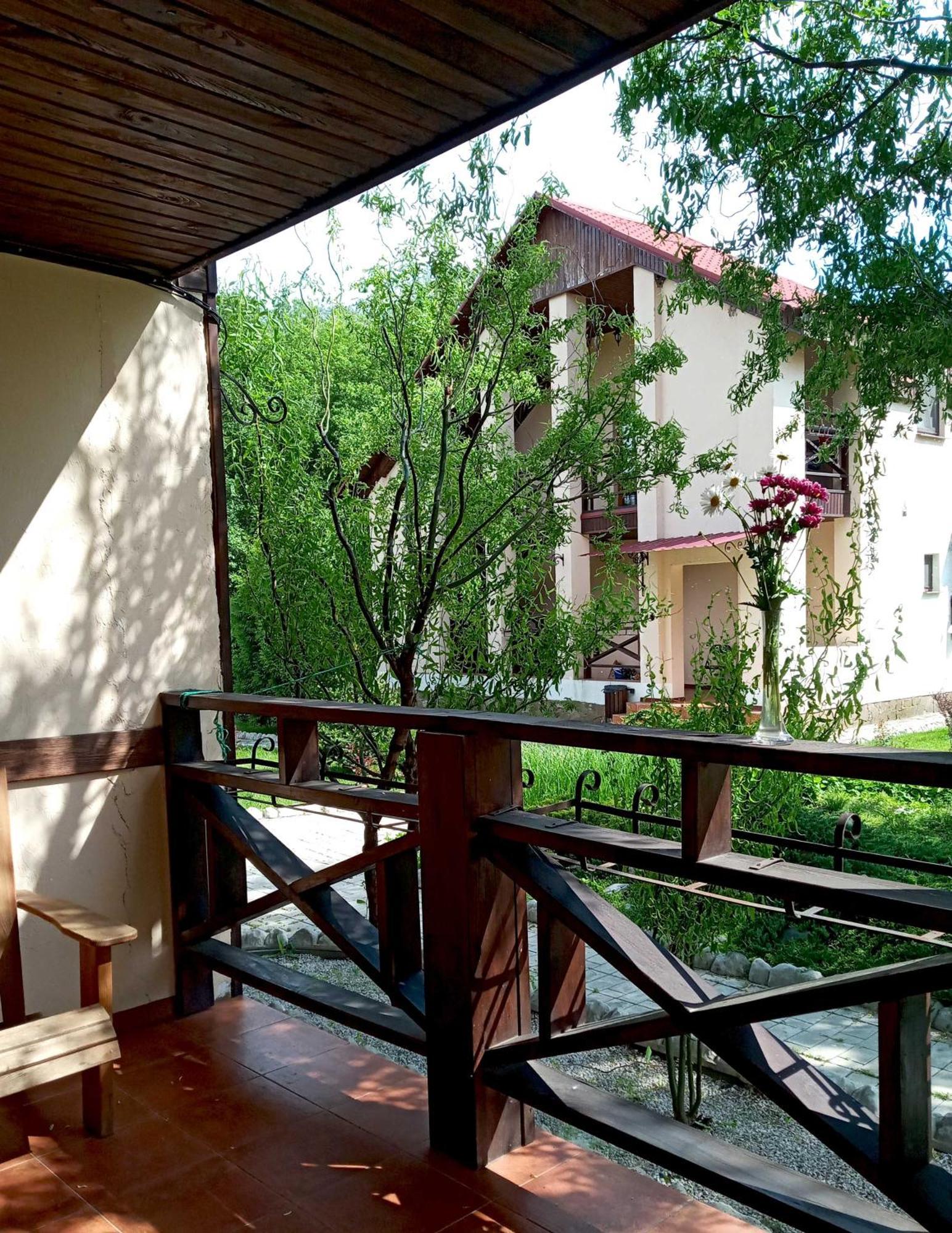 Котедж-Парк Славна Okhtyrka Exterior photo